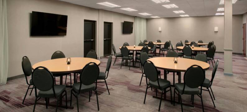 芒特劳雷尔万怡酒店(Courtyard Mt. Laurel Cherry Hill)图片