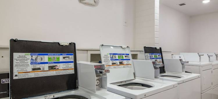 得克萨斯州格罗夫斯的6号汽车旅馆(Motel 6 Groves, TX)图片