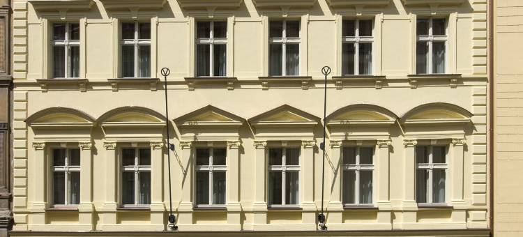 鲁贝索瓦市中心套房(DownTown Suites Rubesova)图片