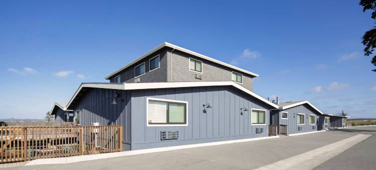 莫斯兰登点旅馆(Inn at Moss Landing Point)图片