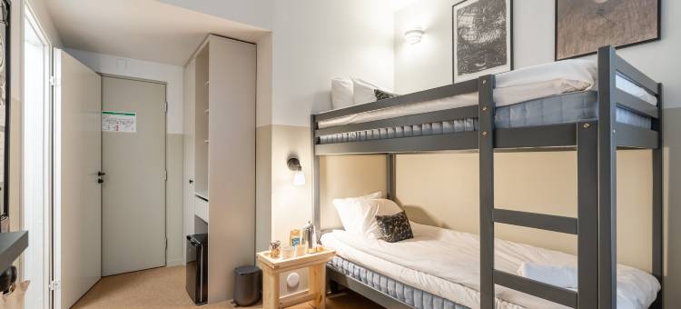 科鲁夫波比 W(Bob W Kluuvi)图片