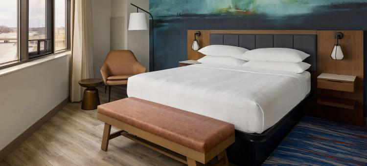 奥什科什万豪海滨酒店及会议中心(Oshkosh Marriott Waterfront Hotel & Convention Center)图片