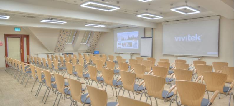 亚斯琴比亚图尔尼亚酒店(Pensjonat Jastrzębia Turnia)图片