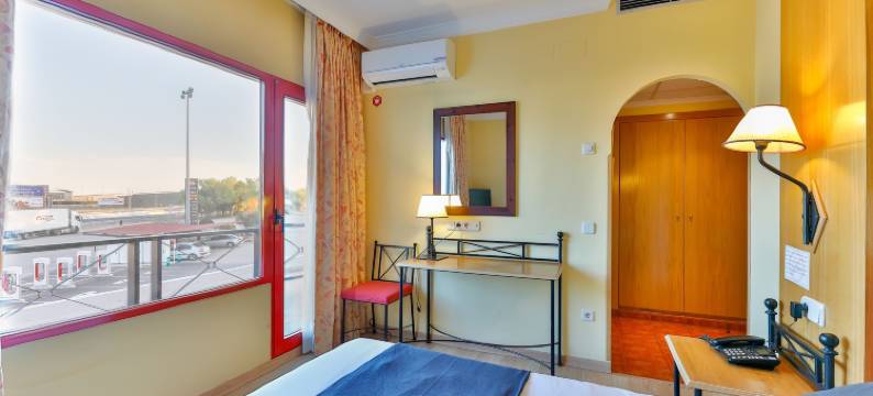 十字酒店(Área de Servicio El Cruce)图片