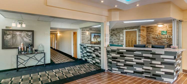 罗林斯I-80品质酒店(Quality Inn Rawlins I-80)图片