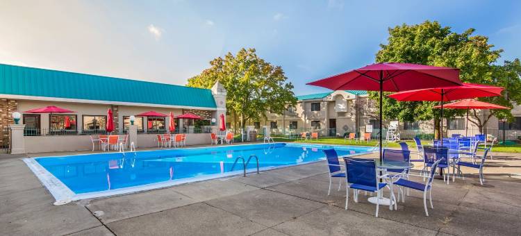 卡尤加布鲁酒店(Cayuga Blu)图片