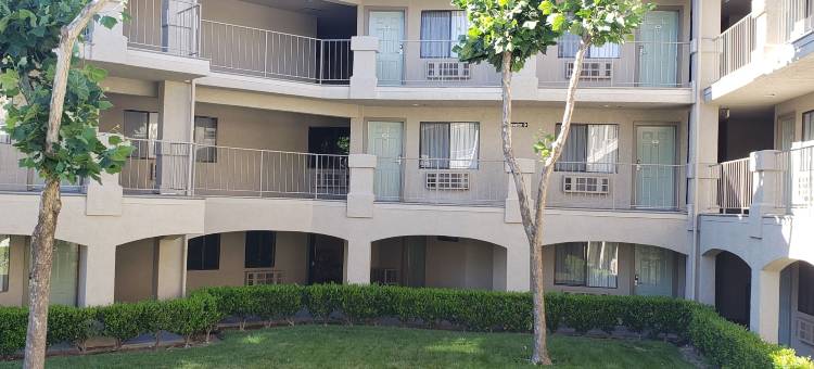 罗纳特公园旅馆(Inn at Rohnert Park)图片