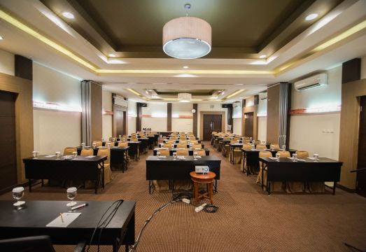 Sofyan Inn Tebet Family Friendly Hotel Hotel Overview