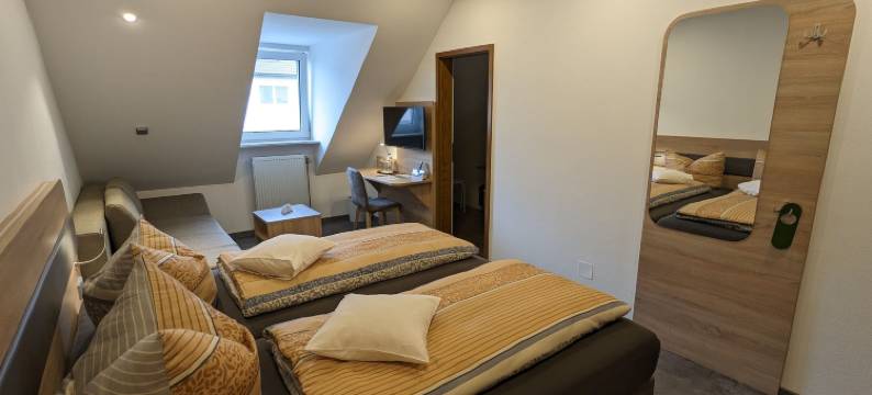 祖姆施彻沃兹巴瑞酒店(Zum Schwarzen Bären)图片