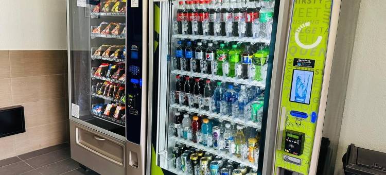 加利福尼亚圣伊西德罗 - 圣迭戈南湾 6 号套房开放式客房酒店(Studio 6 Suites San Ysidro, CA – San Diego South Bay)图片