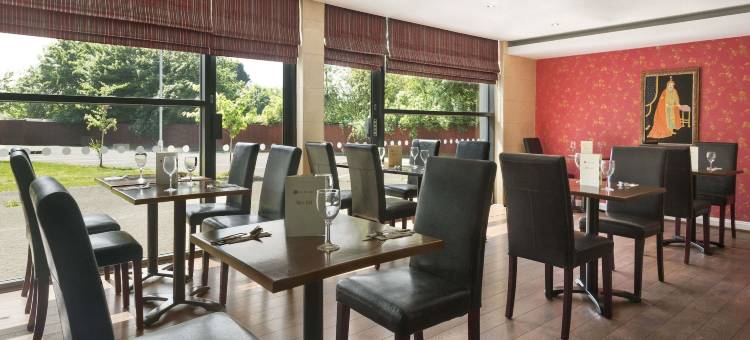 伯明翰奥尔德伯里温德姆华美达酒店(Ramada by Wyndham Oldbury Birmingham)图片