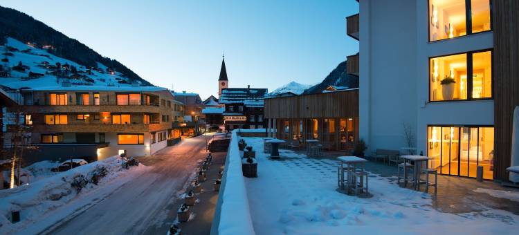 斯维里塔蒙塔峰体育酒店(Sporthotel Silvretta Montafon)图片