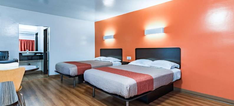 加州纳雄耐尔城6号汽车旅馆(Motel 6 National City, CA)图片