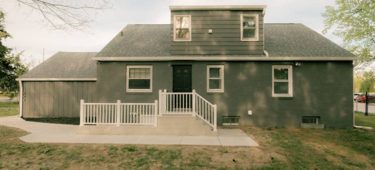 Modern Comforts with Smart Amenities - Stylish Cozy Oasis图片