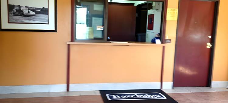 Travelodge by Wyndham Muskegon图片