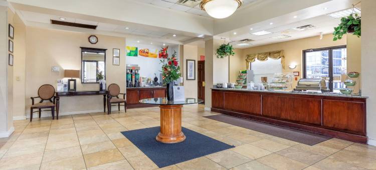 泰森角郊区工作室(Suburban Studios Tysons Corner)图片