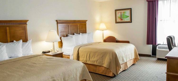 品质酒店及套房(Quality Inn and Suites Indianapolis)图片