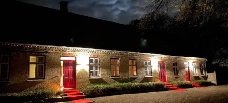 斯瓦勒霍尔姆农庄罗斯基勒(Svaleholm Gard Roskilde)图片