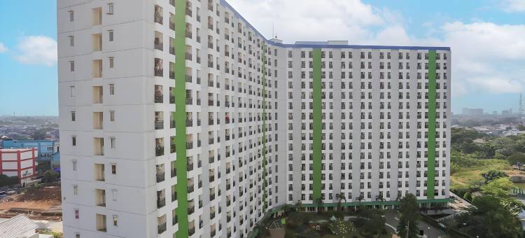 芝布达吉巴莱绿湖景雷德生活公寓 - 塔 E(RedLiving Apartemen Green Lake View Ciputat - Pelangi Rooms 2 Tower E)图片