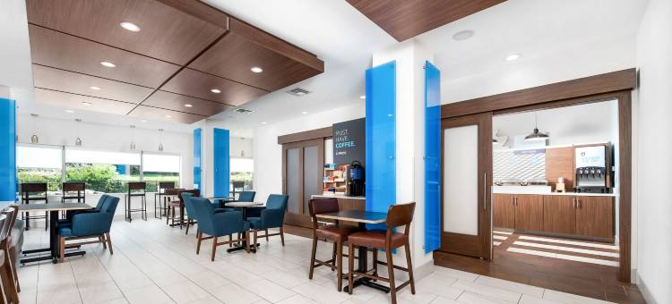 康若智选假日酒店及套房(Holiday Inn Express & Suites Conroe I-45 North by IHG)图片