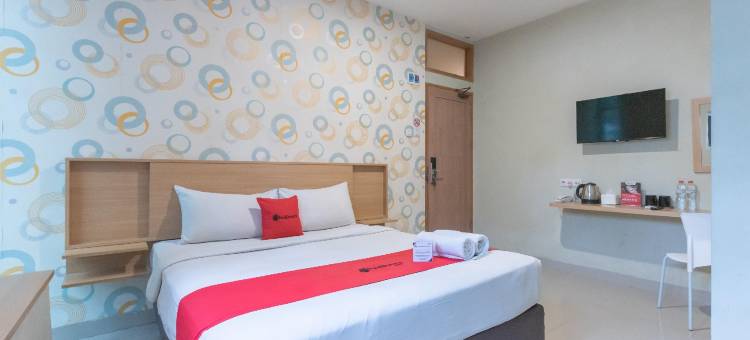 RedDoorz Plus @ Karapitan Street图片