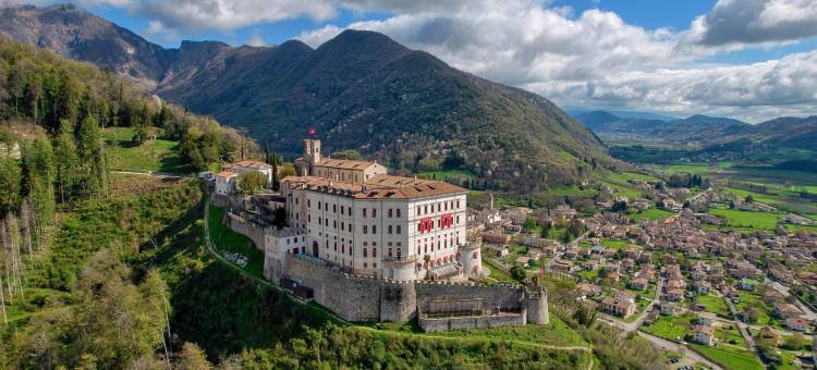 卡斯特布蓝多酒店(CastelBrando)图片