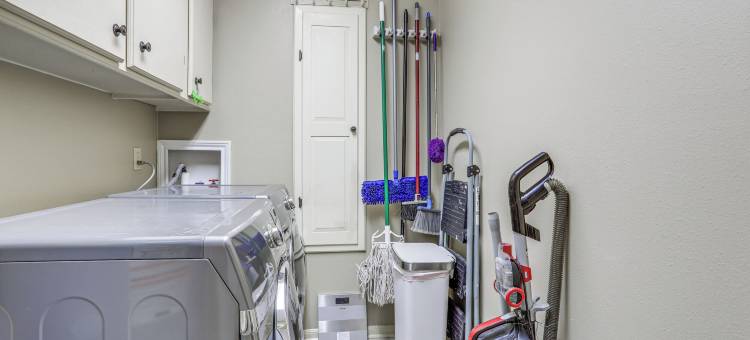 距摩根城市中心5英里：滨水度假屋(5 Mi to Downtown Morgan City: Waterfront Retreat)图片