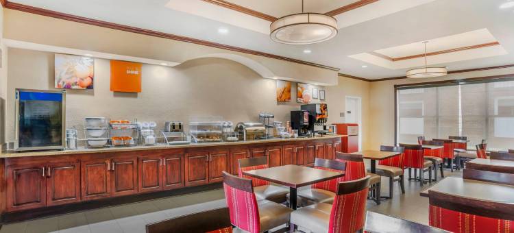 蒙哥马利东蒙蒂塞洛舒适套房酒店(Comfort Suites Montgomery East Monticello Dr)图片