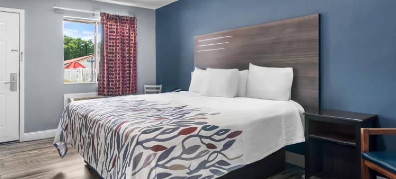 西罗亚斯普林斯美洲最佳价值套房酒店(Americas Best Value Inn and Suites Siloam Springs)图片