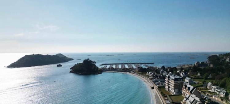 勒卡斯特尔 T2 A· T2 海景豪华公寓 a(Le castel T2 Â· T2 Luxury Apartment with Sea View a)图片