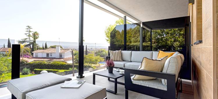 Elegant apartment with terrace & pool.Arruzafa V图片