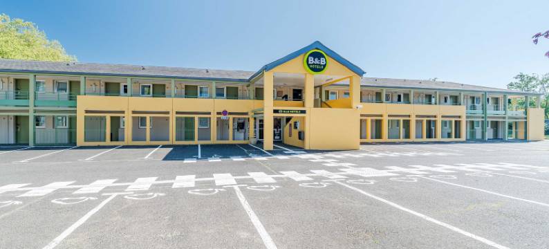 图尔北卢瓦河谷B&B住宿加早餐酒店(B&B Hôtel Tours Nord 1 Val de Loire)图片