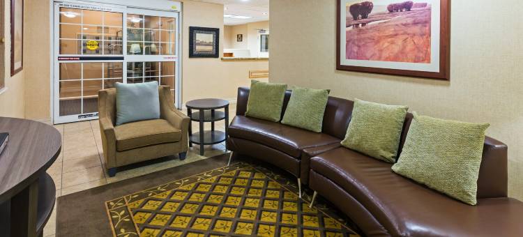 奥瓦索塔尔萨东北部洲际Candlewood Suites酒店(Candlewood Suites TULSA NE - OWASSO by IHG)图片