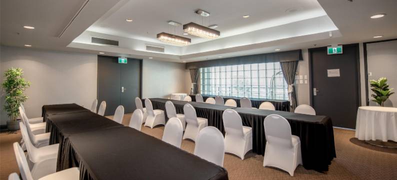 科斯特朗斯代尔码头酒店(Coast Lonsdale Quay Hotel)图片