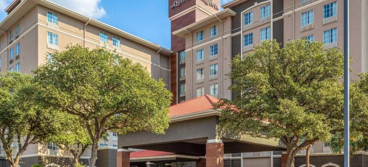 圣安东尼奥机场拉昆塔温德姆套房酒店(La Quinta Inn & Suites by Wyndham San Antonio Airport)图片