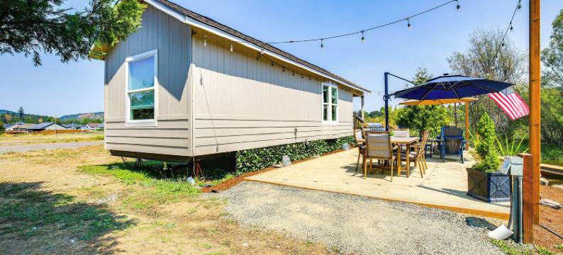 俄勒冈南部小屋：带火坑和私人池塘！(Private Pond and Dock! Cozy Cabin in Southern Oregon)图片