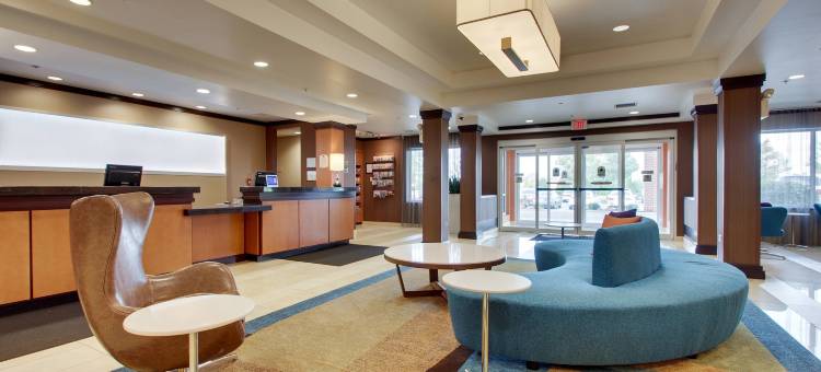 渥太华斯塔维德罗克地区万枫酒店及套房(Fairfield Inn & Suites Ottawa Starved Rock Area)图片