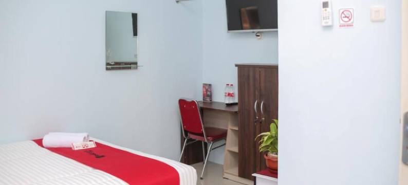 RedDoorz Syariah Near Suncity Mall Madiun图片