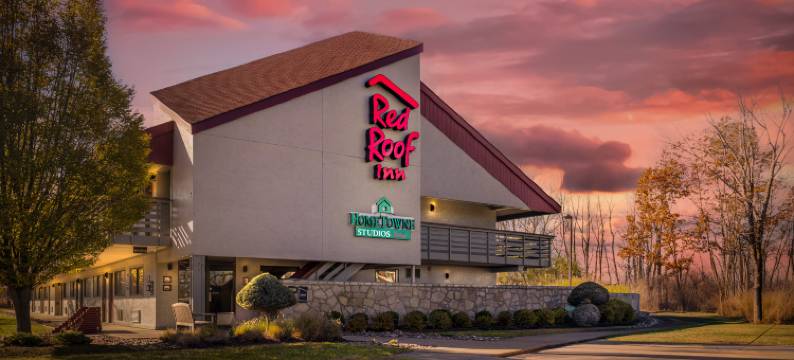 红屋顶家乡开间布法罗 - 尼亚加拉机场(HomeTowne Studios by Red Roof Buffalo - Niagara Airport)图片