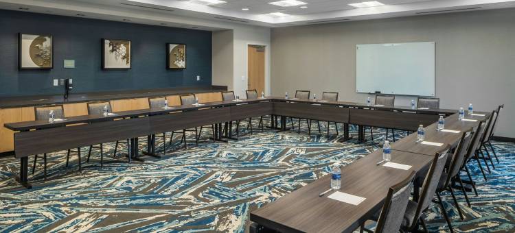 坎菲尔德唐普雷斯套房酒店(TownePlace Suites Canfield)图片