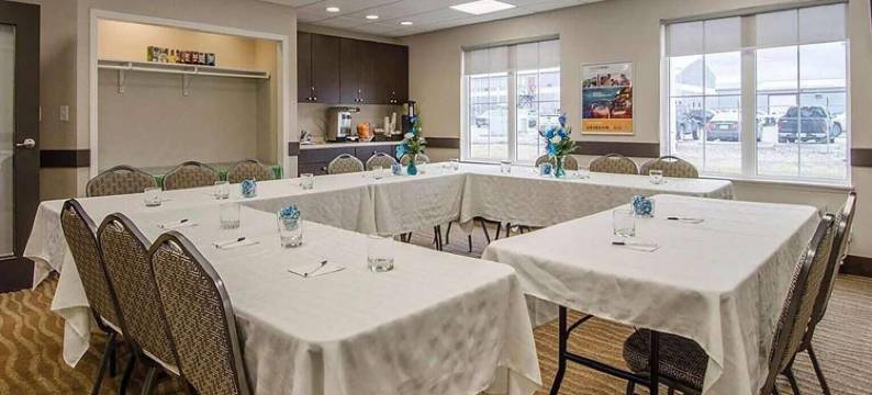 温德姆埃斯特万Travelodge套房(Travelodge Suites by Wyndham Estevan)图片