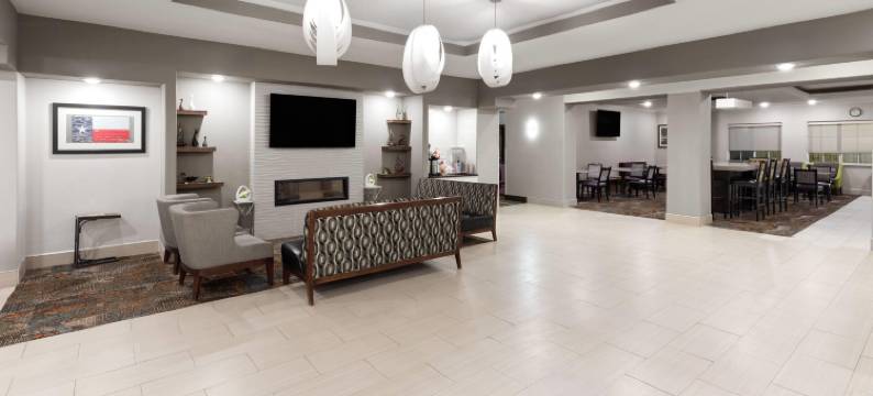 凯尔南奥斯汀拉昆塔温德姆套房酒店(La Quinta Inn & Suites by Wyndham Kyle - Austin South)图片