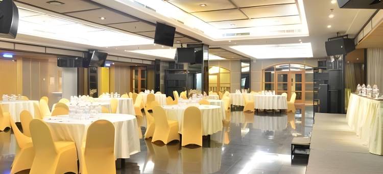 巨港艾米利亚惊人的酒店(Emilia Hotel by Amazing - Palembang)图片