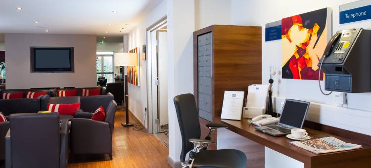 Holiday Inn Express 斯托克对特伦特(Holiday Inn Express STOKE ON TRENT by IHG)图片
