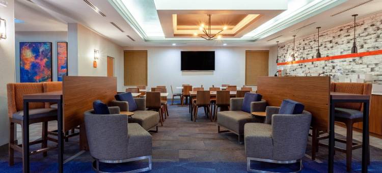 圣彼得堡Gateway舒眠套房旅馆(Sleep Inn & Suites St Petersburg Gateway)图片