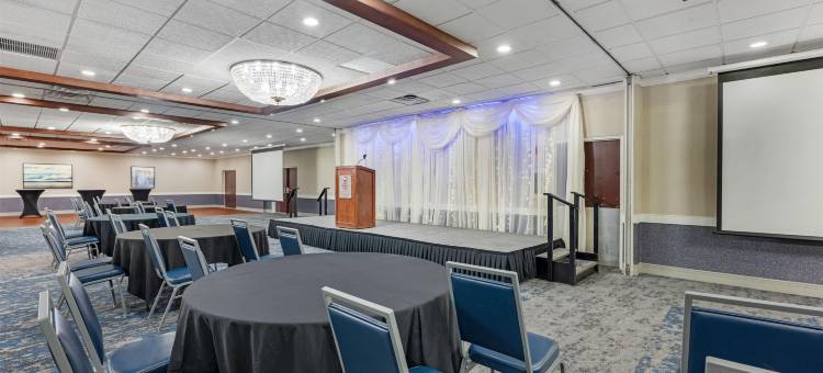 迪比克贝斯特韦斯特优质酒店暨会议中心(Best Western Plus Dubuque Hotel  Conference Center)图片