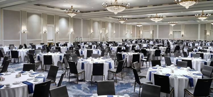朴茨茅斯诺福克海滨万丽酒店(Renaissance Portsmouth-Norfolk Waterfront Hotel)图片