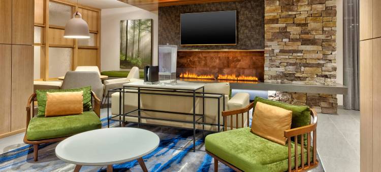 阿尔科诺克斯维尔机场万枫酒店及套房(Fairfield Inn & Suites Knoxville Airport Alcoa)图片