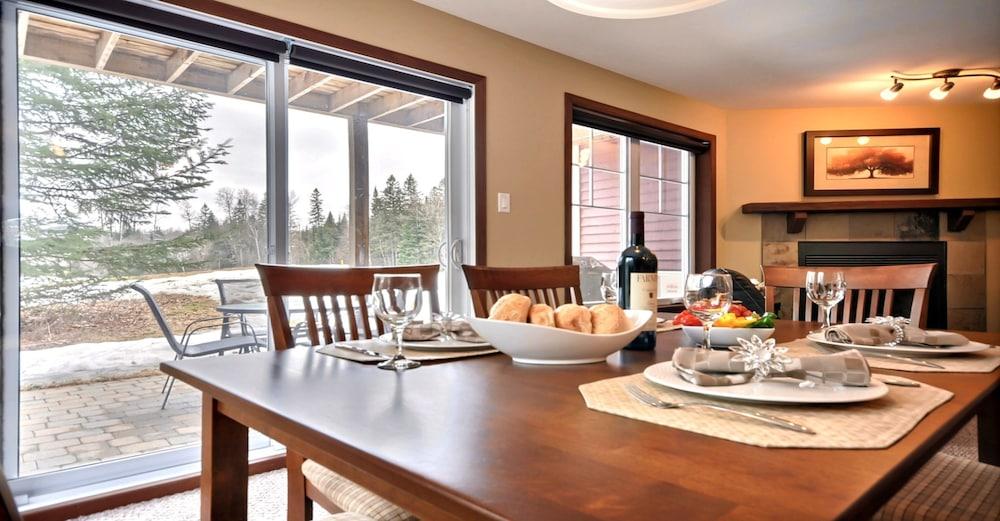 Oasis - Tremblant Sunstar Over view