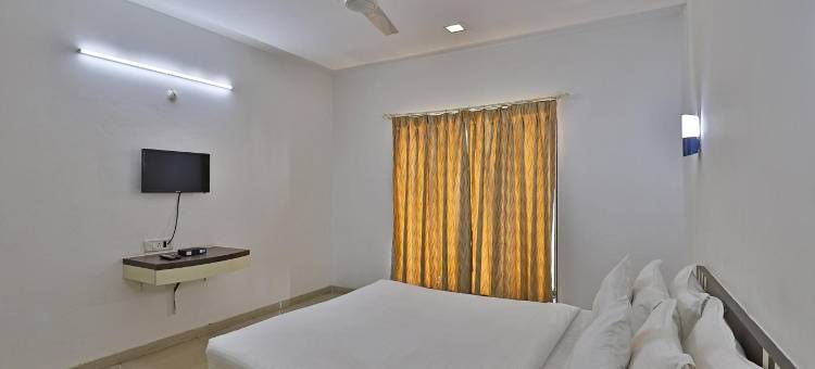 锡尔瓦萨乌特卡什酒店(Utkarsh Hotel)图片